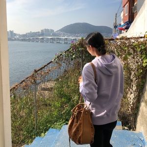 Meet your Posher, Narah